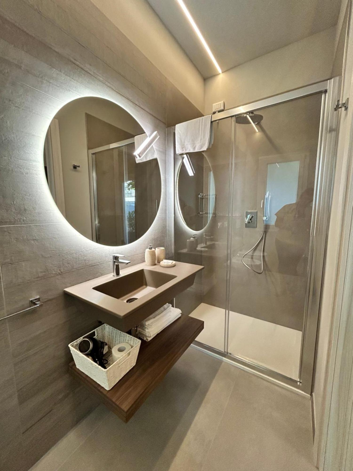 Anastasi Hotel E Residence Cervia Bagian luar foto