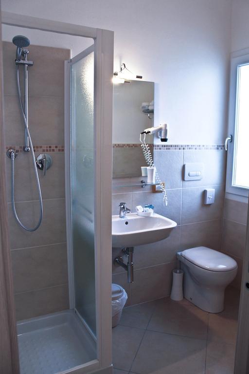 Anastasi Hotel E Residence Cervia Ruang foto